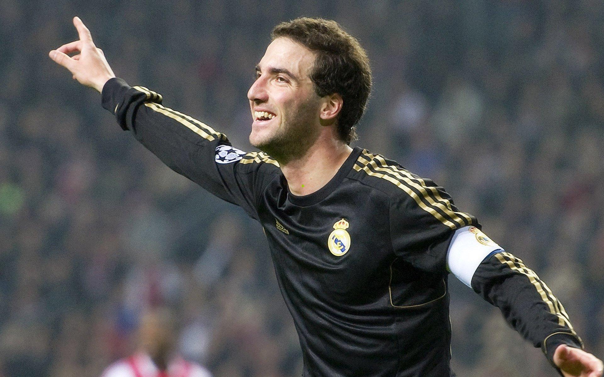 国际米兰加入格伊争夺战，比塞克或成互换筹码